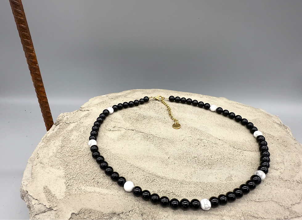 Detailansicht Dhara Choker Mit Turmalin & Schneeflocken Obsidian
