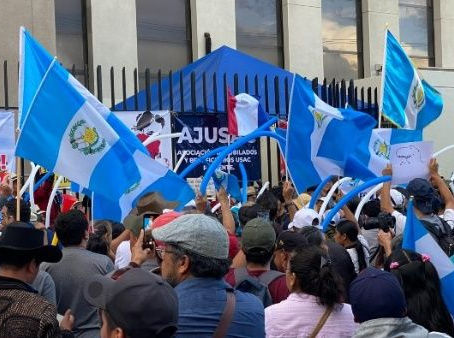 Guatemala y lucha por el poder 