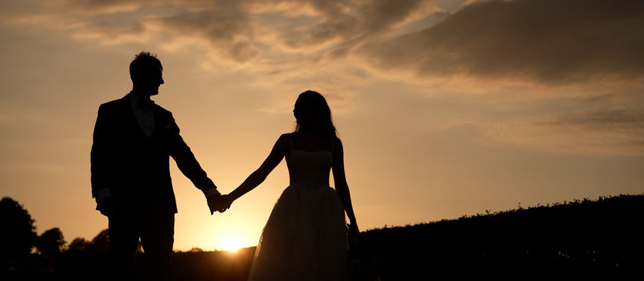 Amy and Jake’s wedding day was a perfect blend of heartfelt emotions, joyful celebrations, and breathtaking scenery.