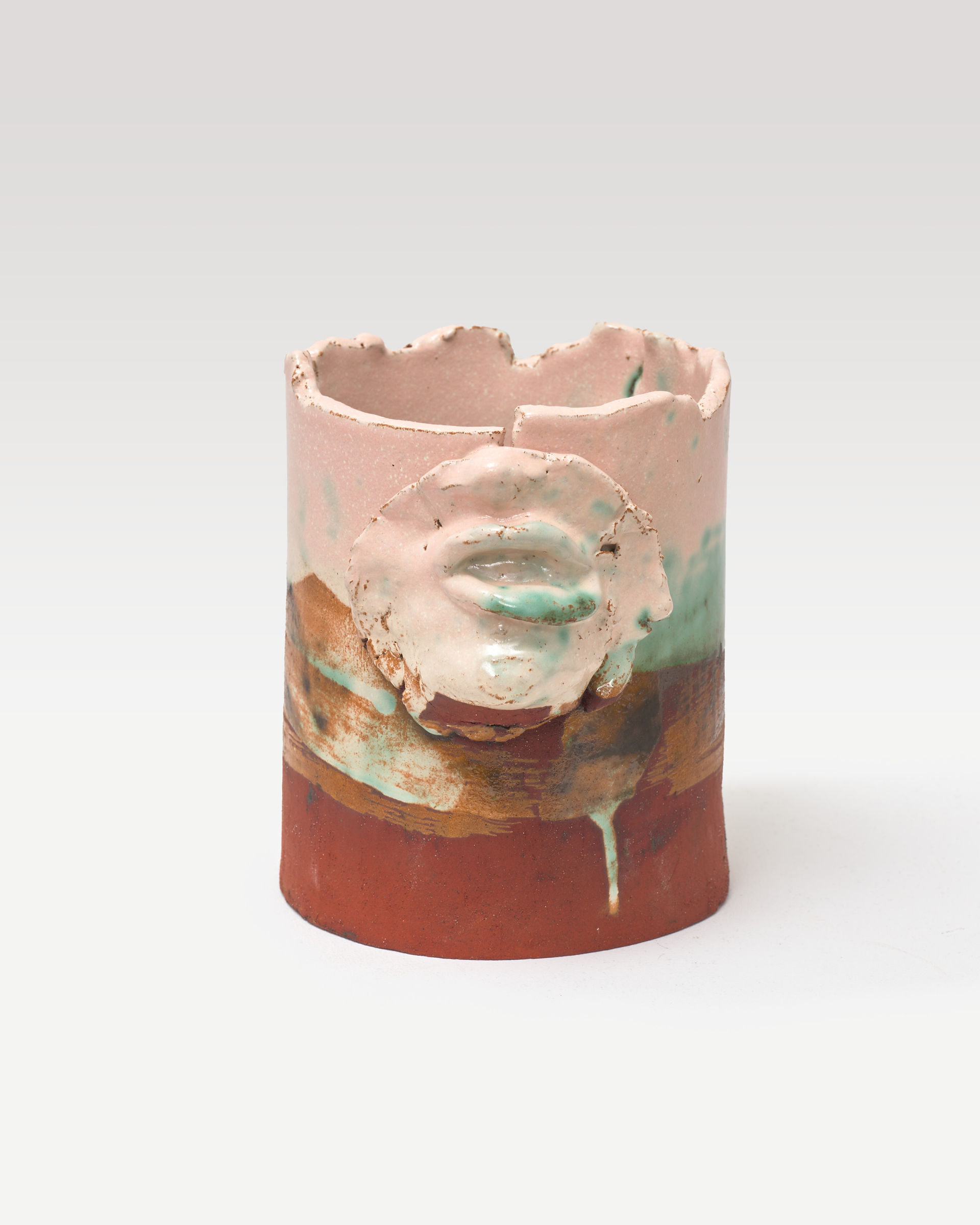 Devin B. Johnson, Head Adornment #12, (Passion Pit), 2024, Terracotta, 7 ¼ × 6 x 6 inches (18.1 × 15.2 × 15.2 cm) © Devin B. Johnson. Photo: Owen Conway