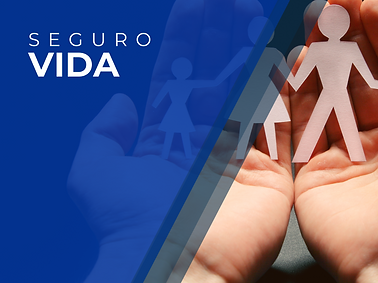 Duas mãos entrepostas com as palmas das mãos viradas para cima, segurando um recorte representando uma família. Os pais ao ce