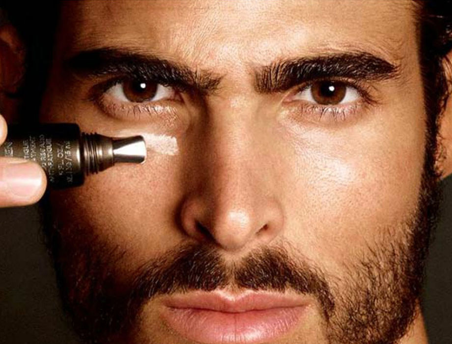 Maquiagem Masculina. Aquela correção é sempre bem-vinda!