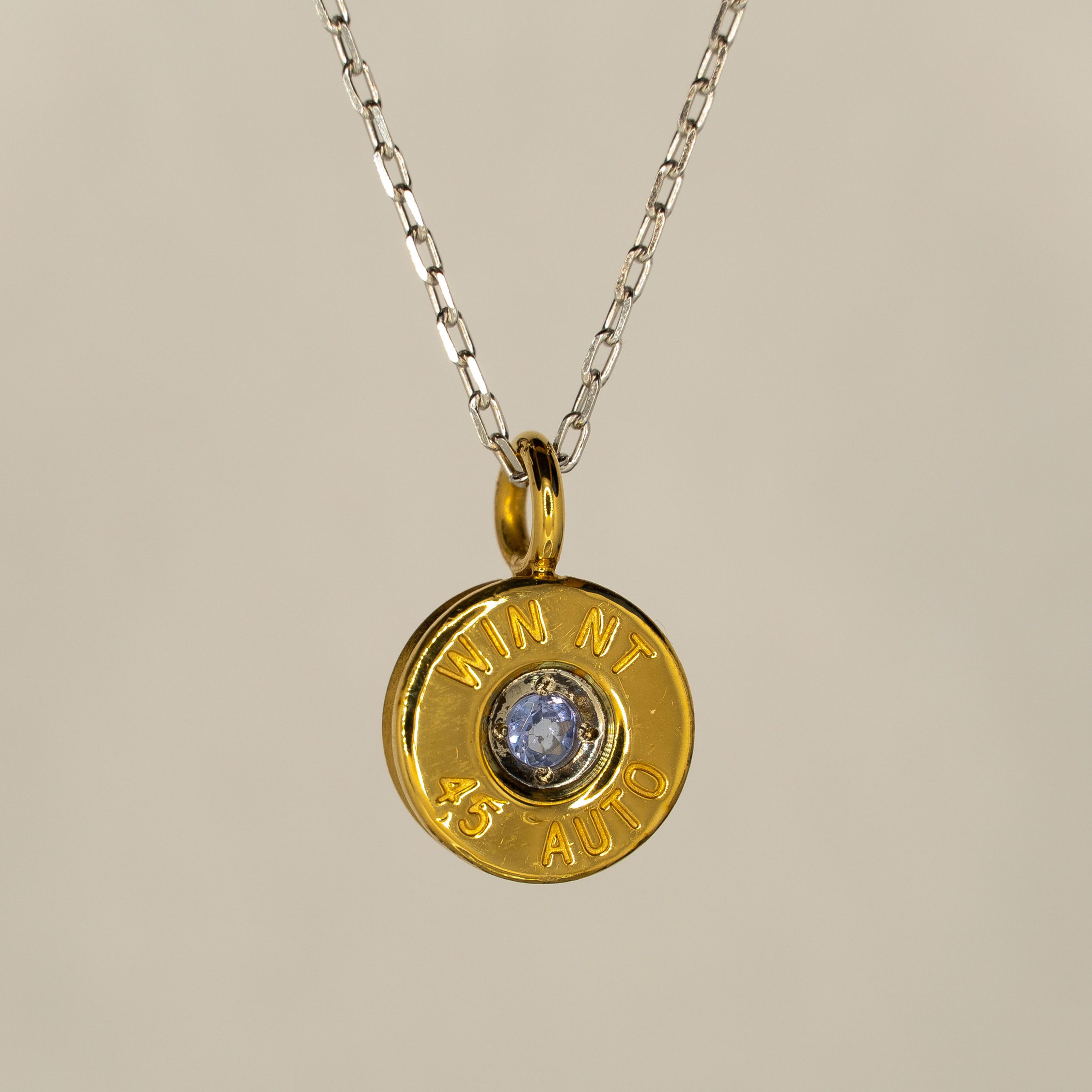 Love Shot (tanzanite)