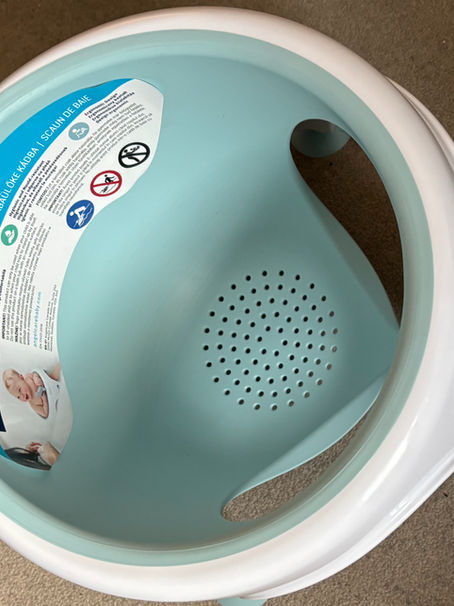 Angelcare Soft Touch Baby Bath Seat Review: Is This the Best Bathchair for Infants 6+mths?