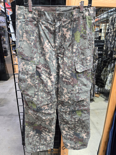 パンツ 1990's \"Korean Army\" Bacteria Camo Pants Vintage South Korean Woodland Camo Army Pants - Etsy
