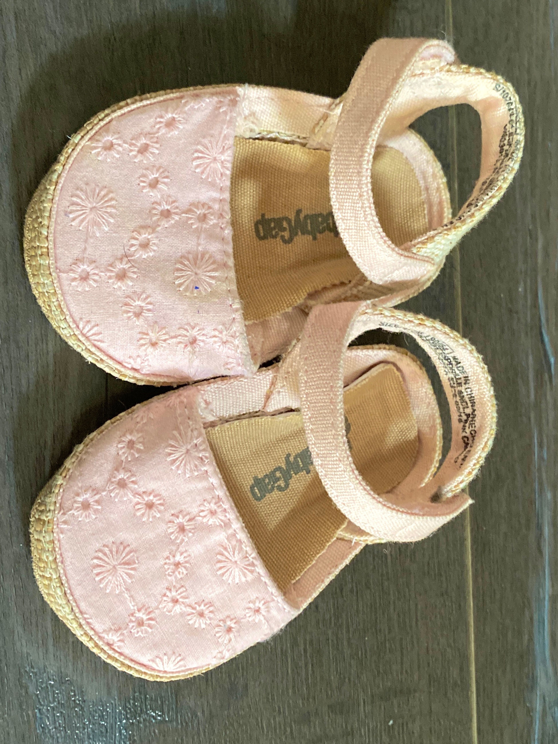 Baby Gap Newborn Flats