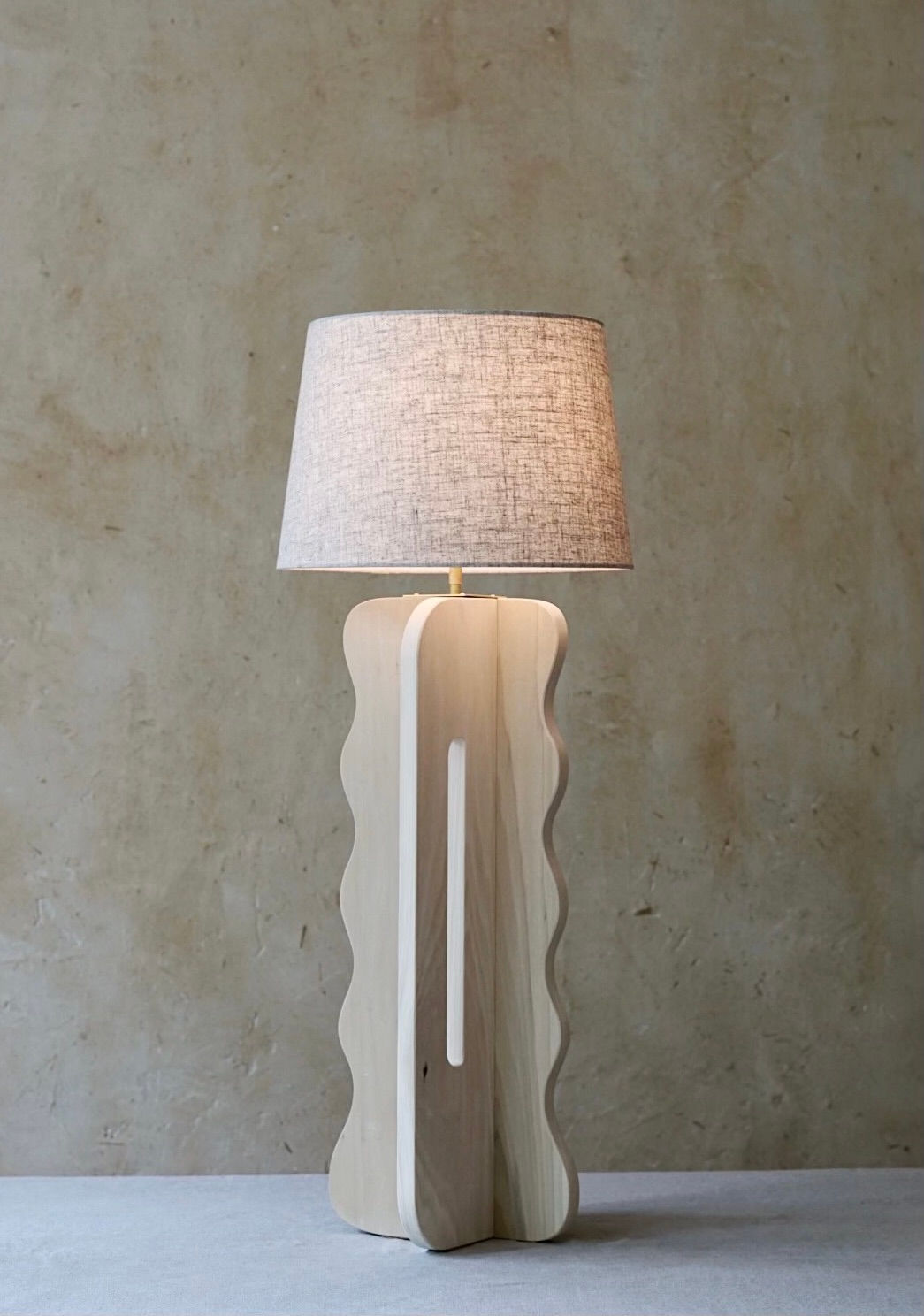 Wavy Curvy Lamp
