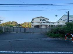 旧中学校