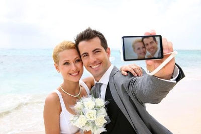 Send Pics to Your Wedding Suppliers!