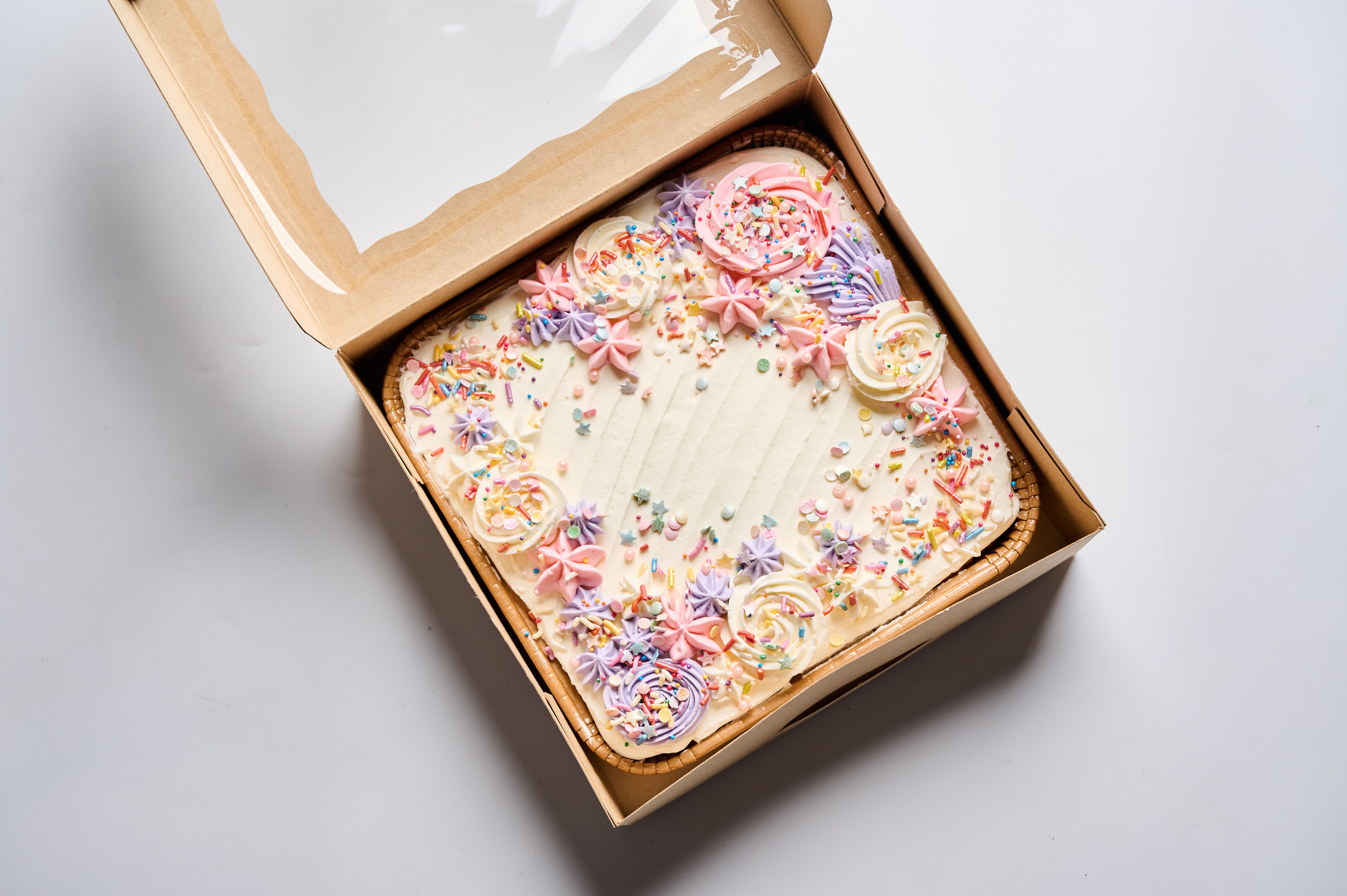 8" Vanilla Cake