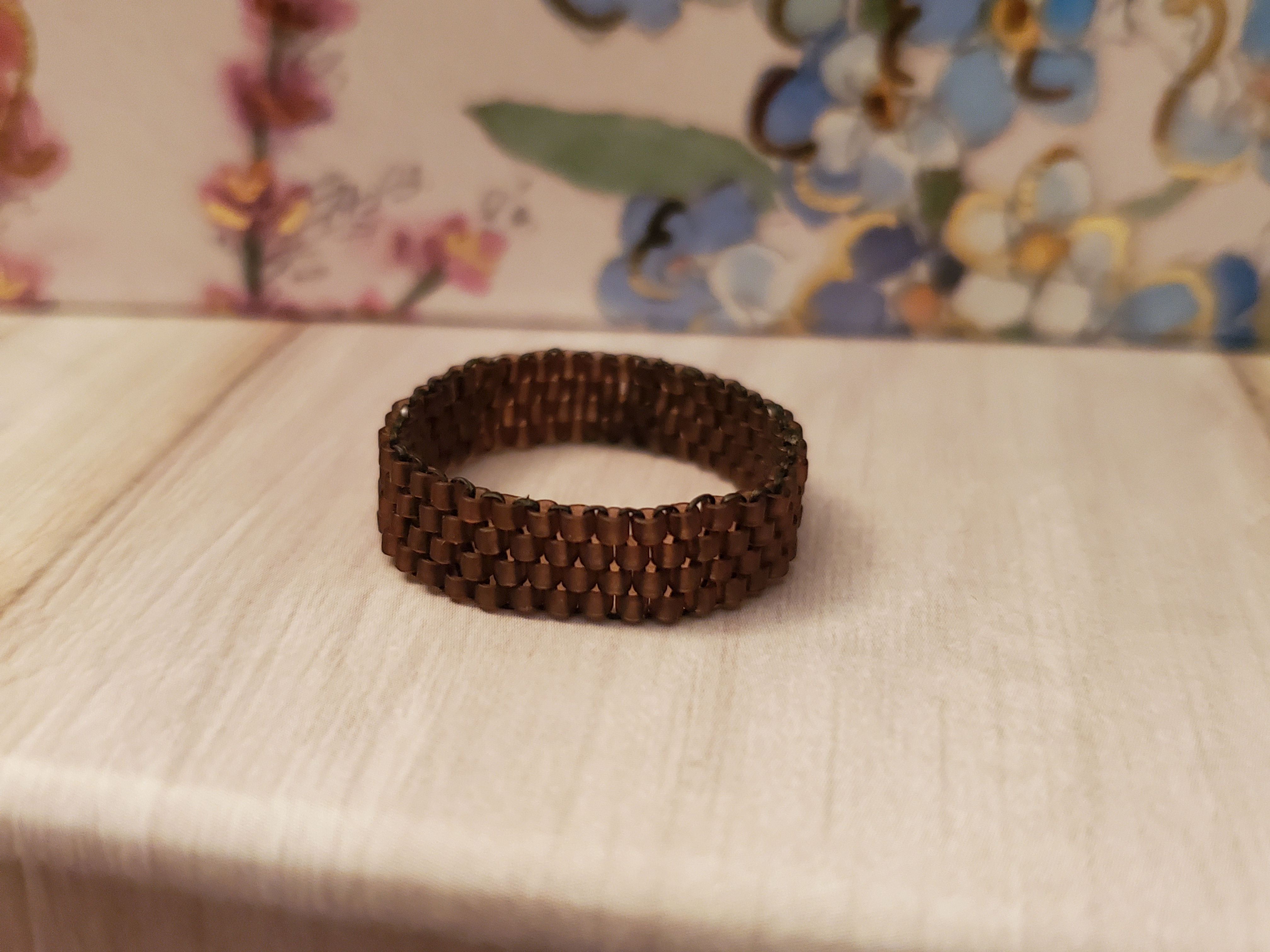 Brown solid ring