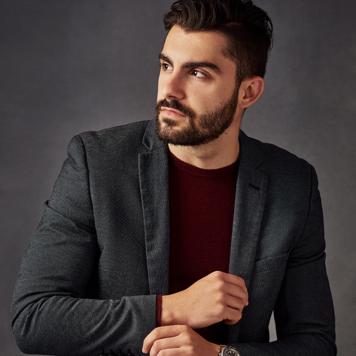 Discover a new you with StyleBuddy’s Style Makeover Service. Expert stylists curate personalized looks that align with your personality, body type, and lifestyle.