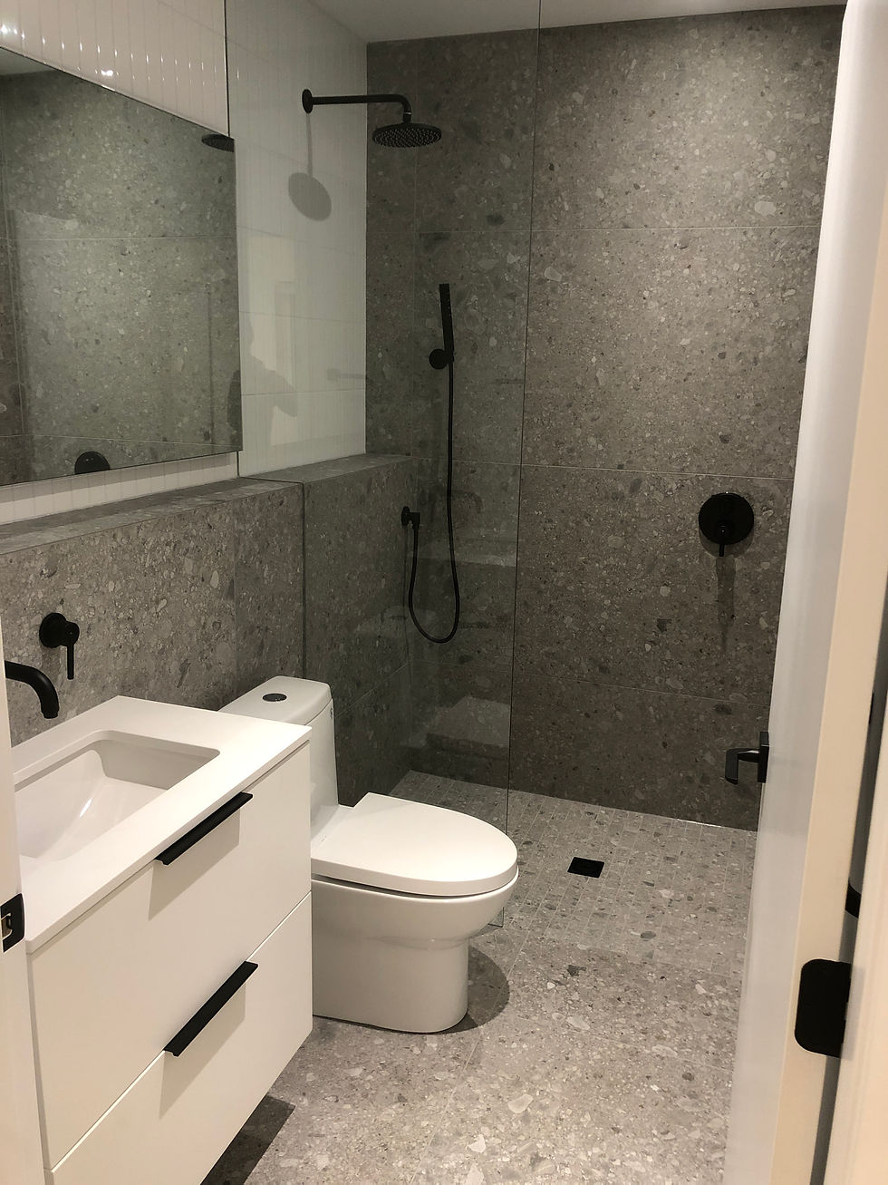 4x6' porcelain tile custom shower