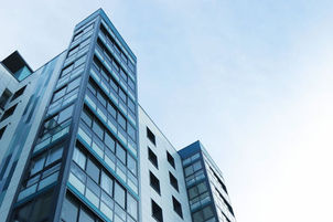 How Multifamily Staffing Solutions Strengthen Property Management Performance 🏘️📈