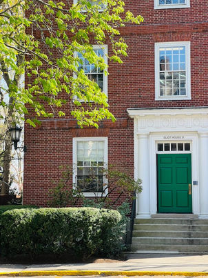 Student Housing Staffing: Managing the Seasonal Surge with Permanent Talent 🏢🎓