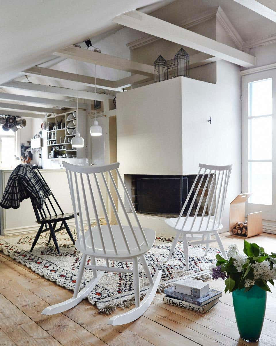 Mademoiselle Rocking Chair by Ilmari Tapiovaara for Artek two enlighten white double