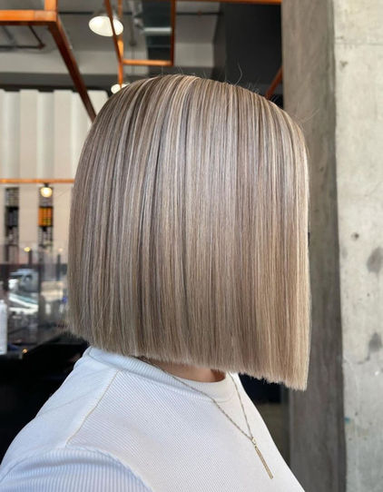 Blunt-coiffure_CUT AND STYLING 3.JPG