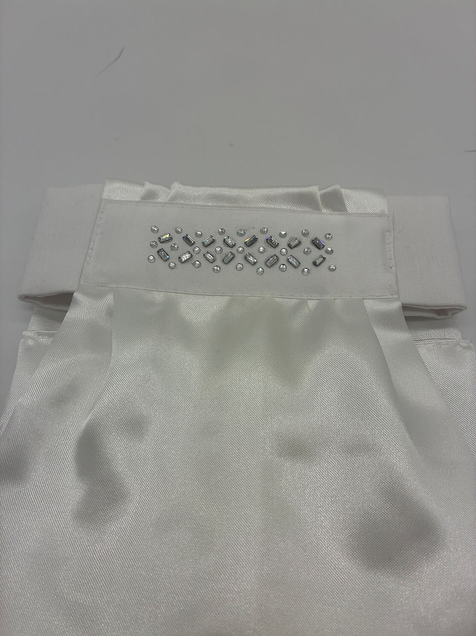 Miniaturbild: Maßgefertigtes Plastron