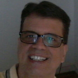Valmir Benedito Silveira - Gerente de Organização Escolar