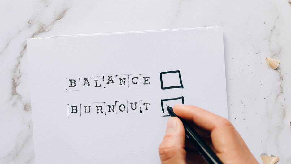 Why giving up is a good idea : a step towards a positive mental health