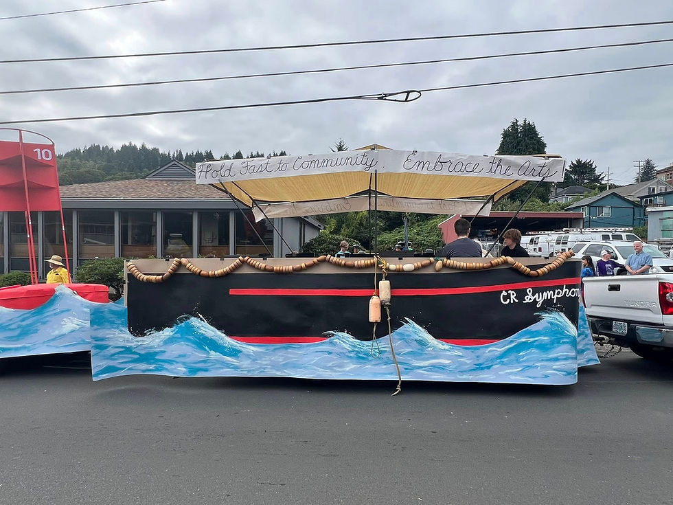 CRS regatta parade float "CR Symphony" black and red parade boat