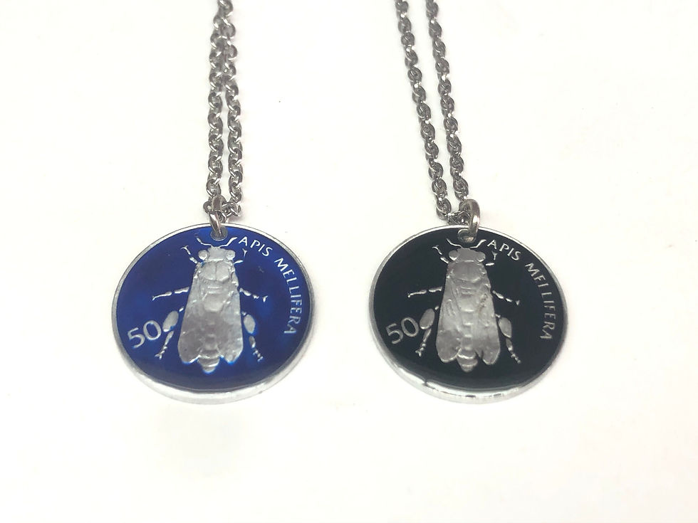 Pendant Slovenia coin , 50 StotinovThe Carniolan honey bee