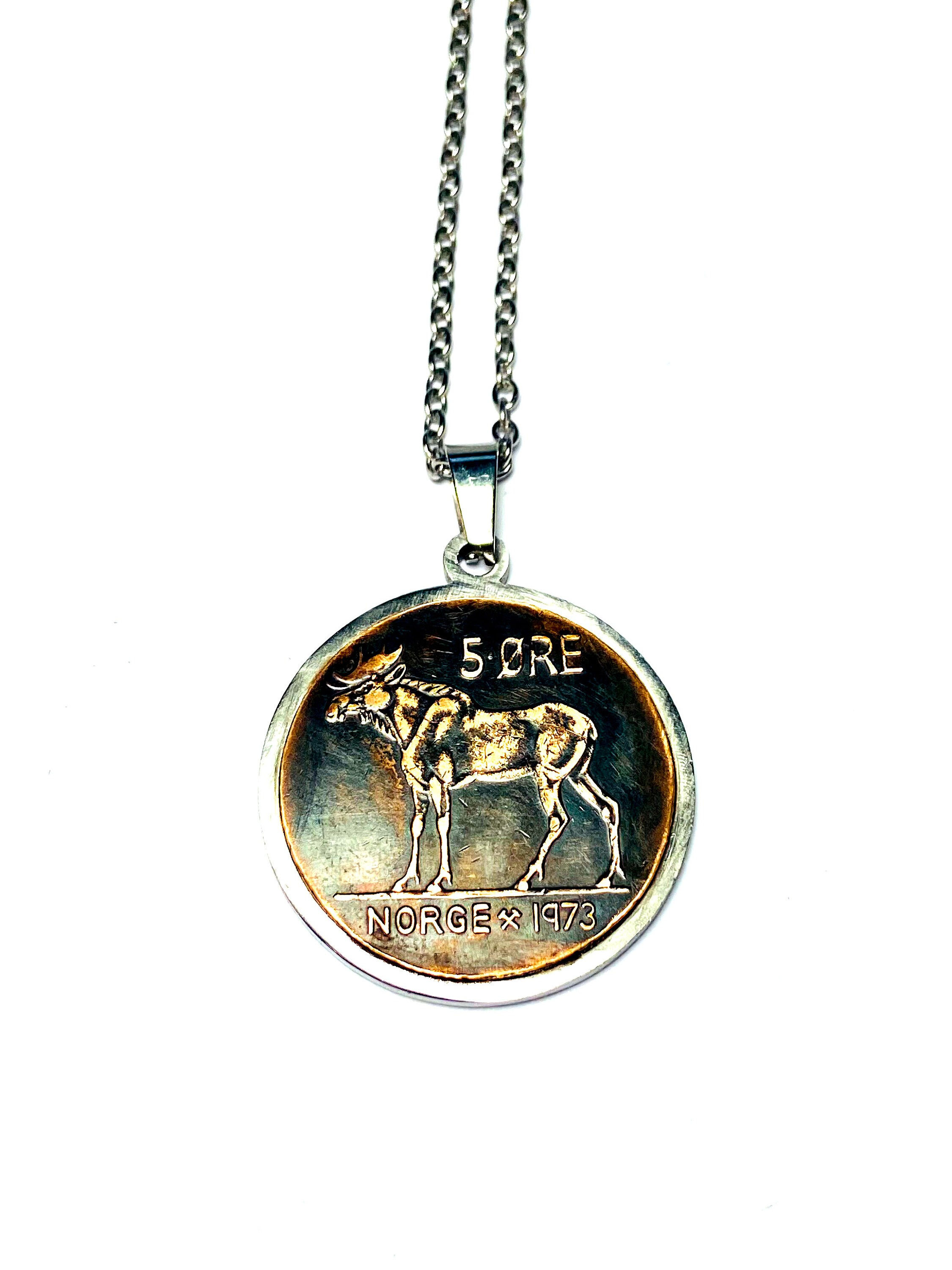 1960 -1973 Necklace pendant Norway coin 5 ORE  Olav V  Eurasian Elk