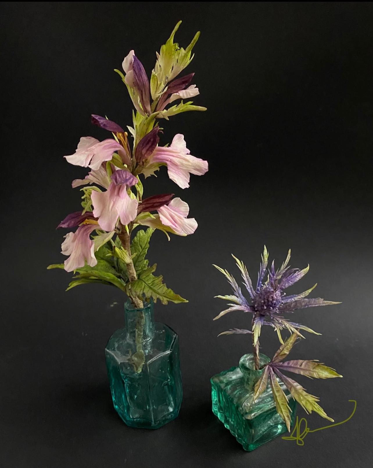 Acanthus and Eryngium Online Flower Class