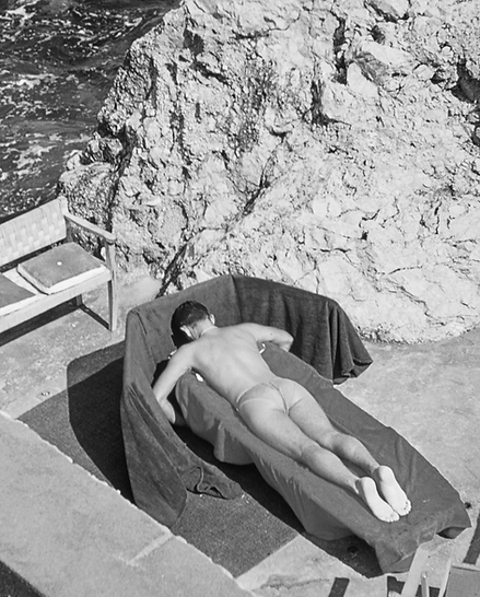 On Holiday 4_5.png
