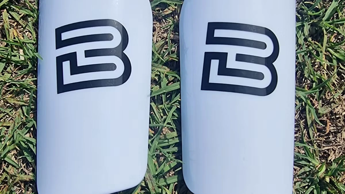 Ballon Football Shin Pads