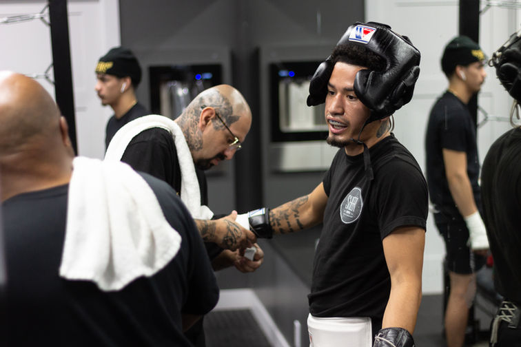 Adam Lopez sparring
