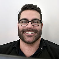 Dr. Henrique de Sá - Autismo em Adultos - Profile.jpg