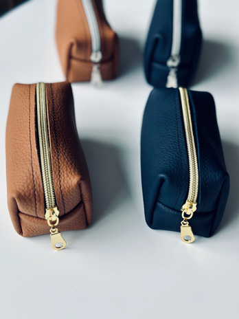 Kleines Kosmetiktäschchen aus Leder