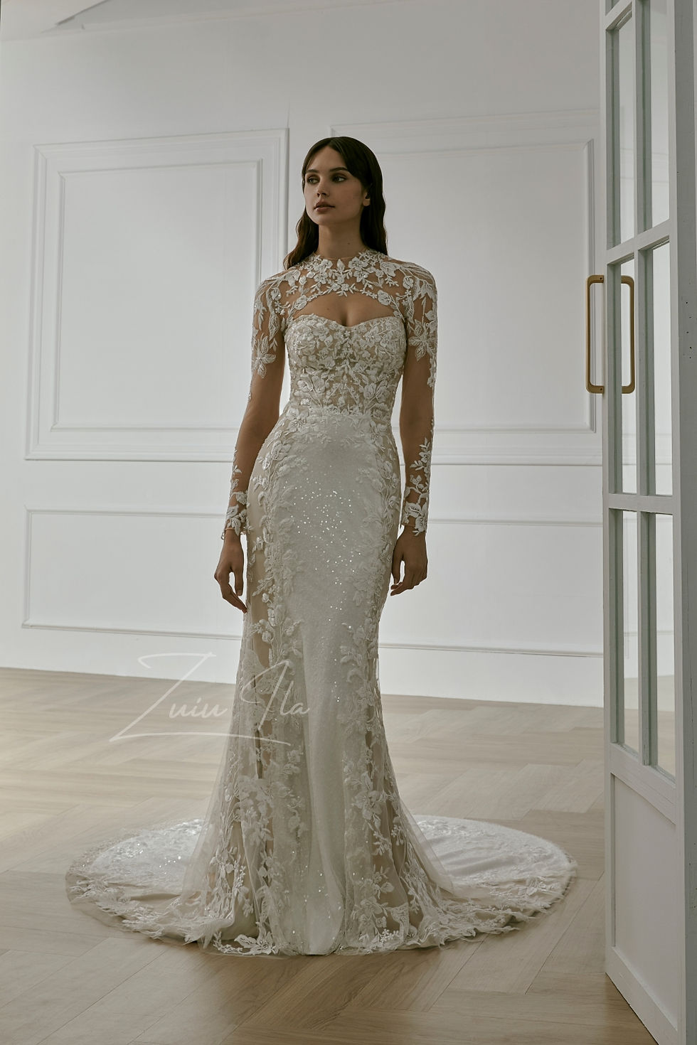 Thumbnail: Zuiu Ila ARTEMIS Mermaid Detachable Long Sleeve Wedding Gown