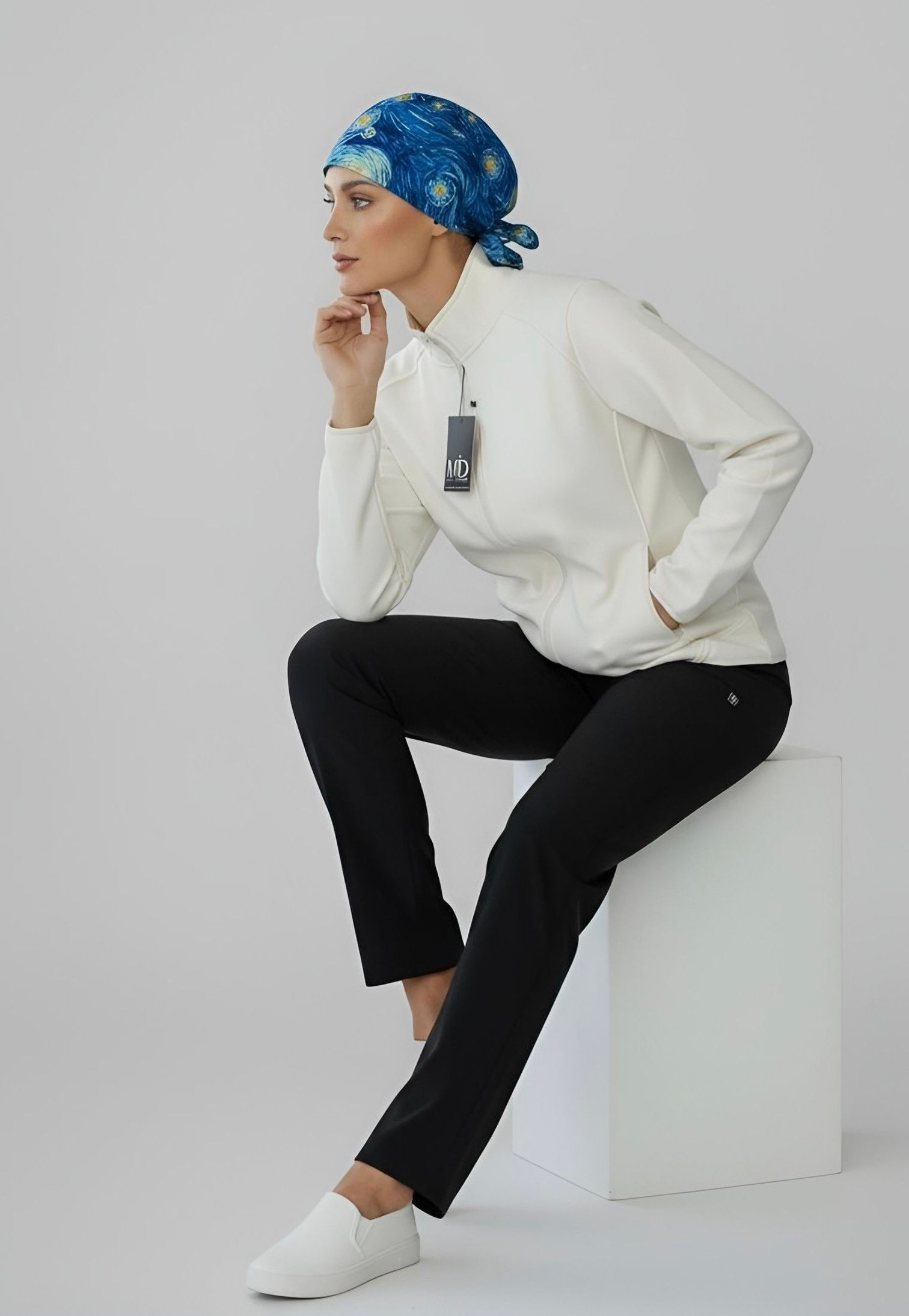 Hoddie Scrubs Coconut Milk