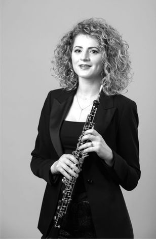 Ana Maria Radu - Oboi.jpg