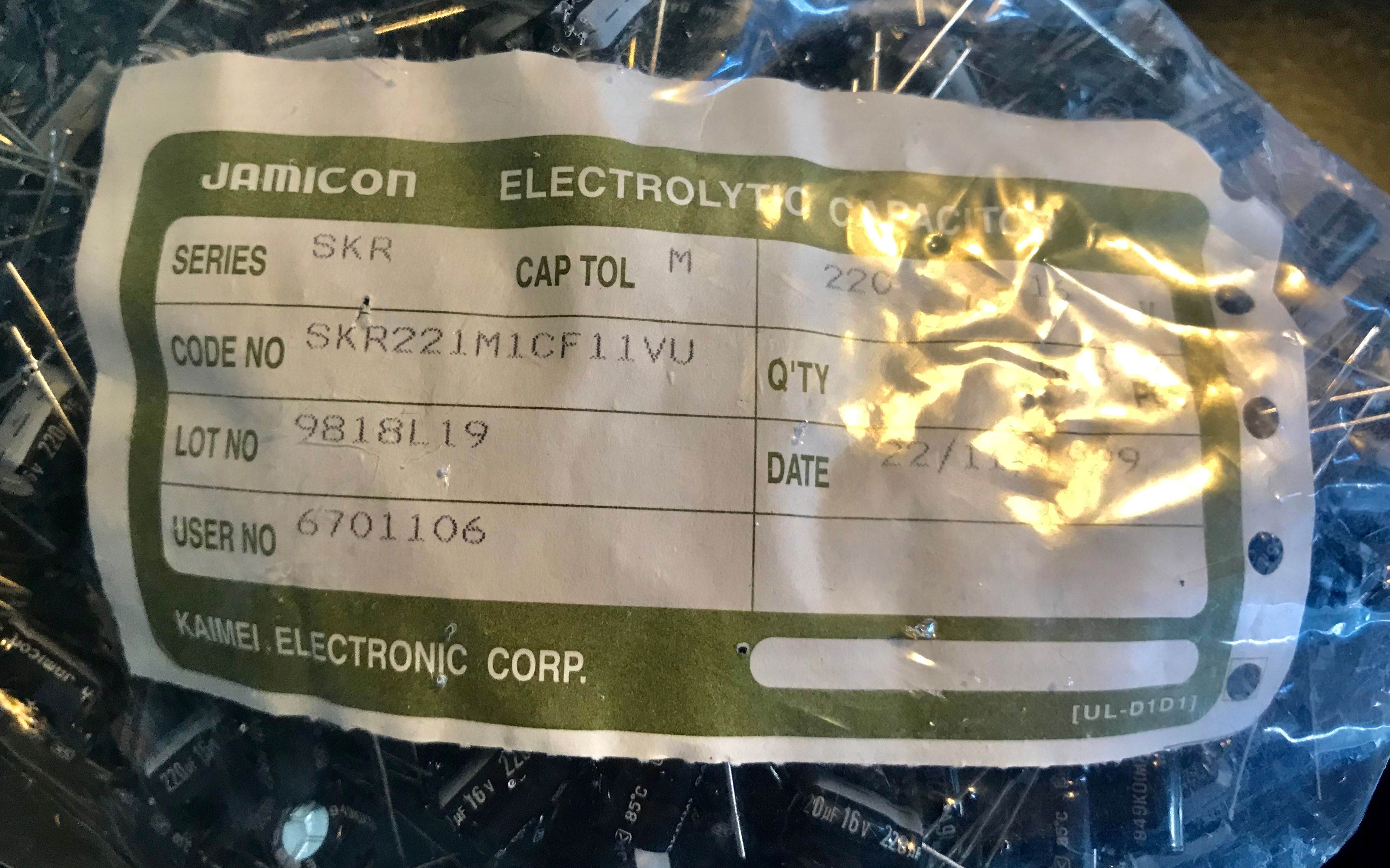 Capacitor 220uf 16Volt x250