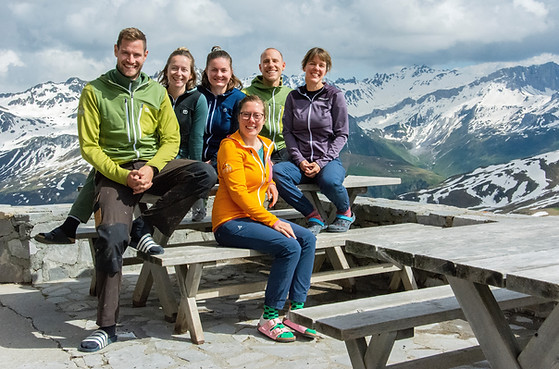 Carschina Team 2024.jpg