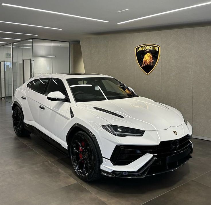 Lamborghini Urus Performante.jpg