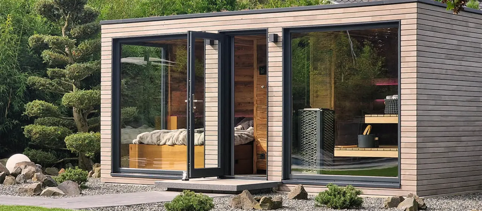 luxury family homes in Surrey.