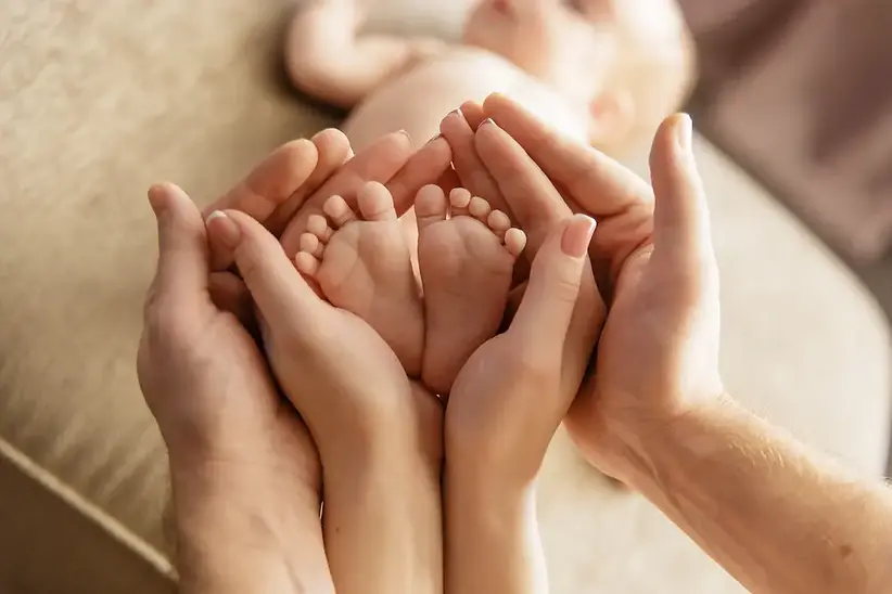baby-feet-8287540.webp