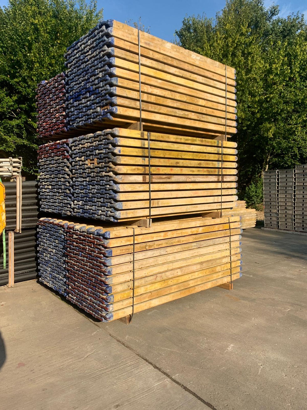 H20 Timber Beams 2.65m long (1000 available)