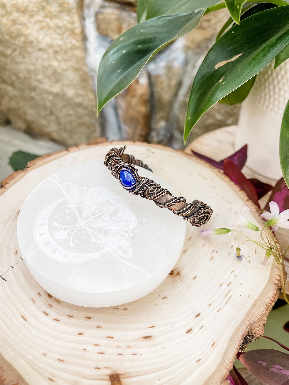Thumbnail: Lapis Lazuli Intricate Cuff in Antiqued Copper