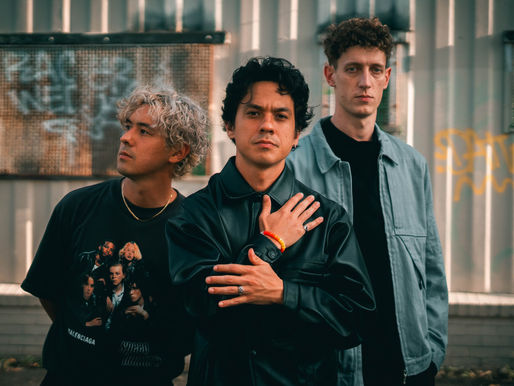 Vacations cancela su show en el Lunario, Last Dinosaurs y Juanpalitoschinos siguen al frente