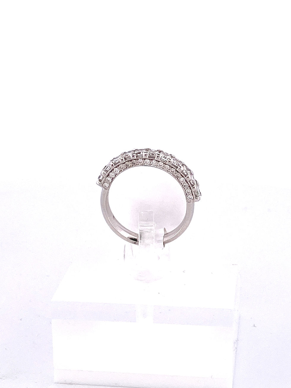 14KT WG Natural Diamond band