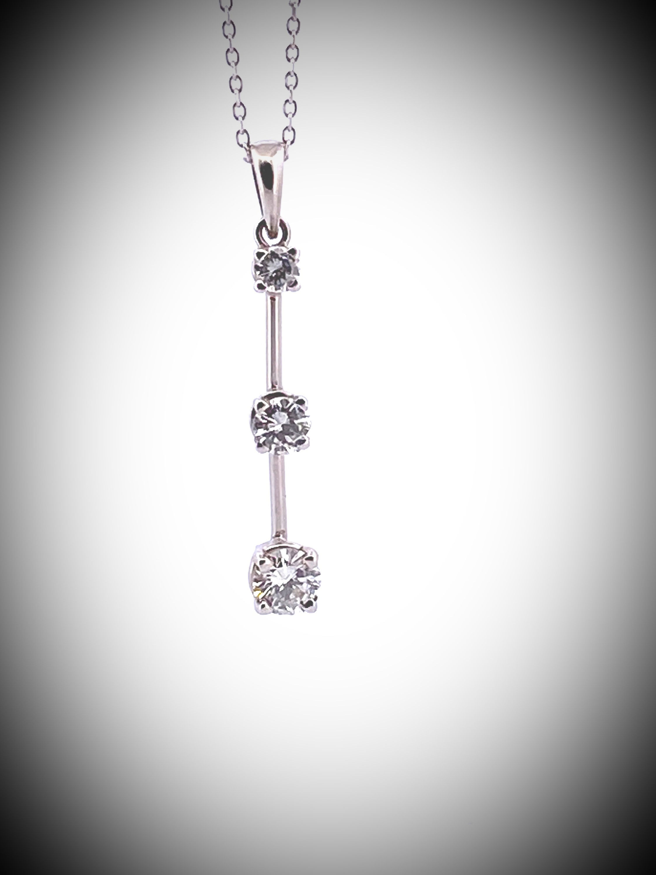 14KT WG NATURAL DIAMOND PENDANT