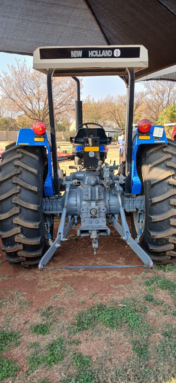 Thumbnail: New Holland 8030 4x4