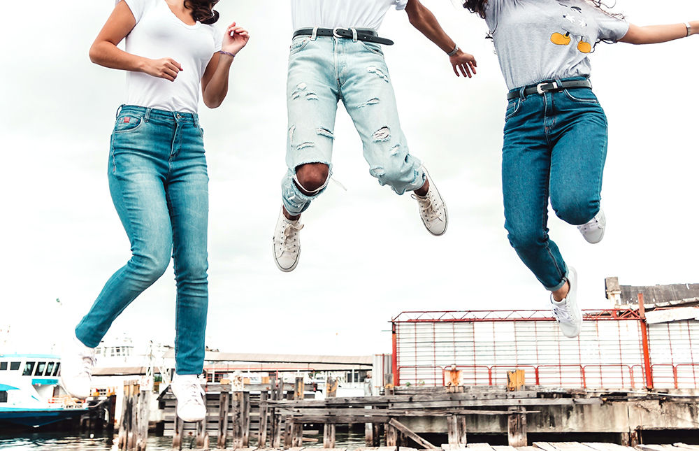 ダメージジーンズの種類と着こなし
