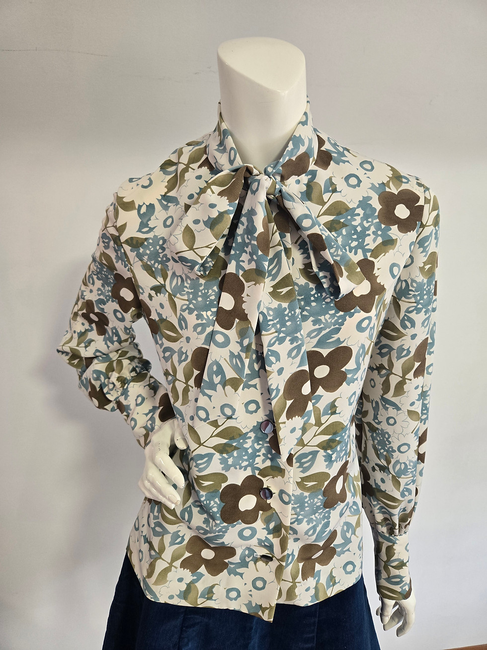 Thumbnail: Blue and Brown Floral Tie Up Blouse
