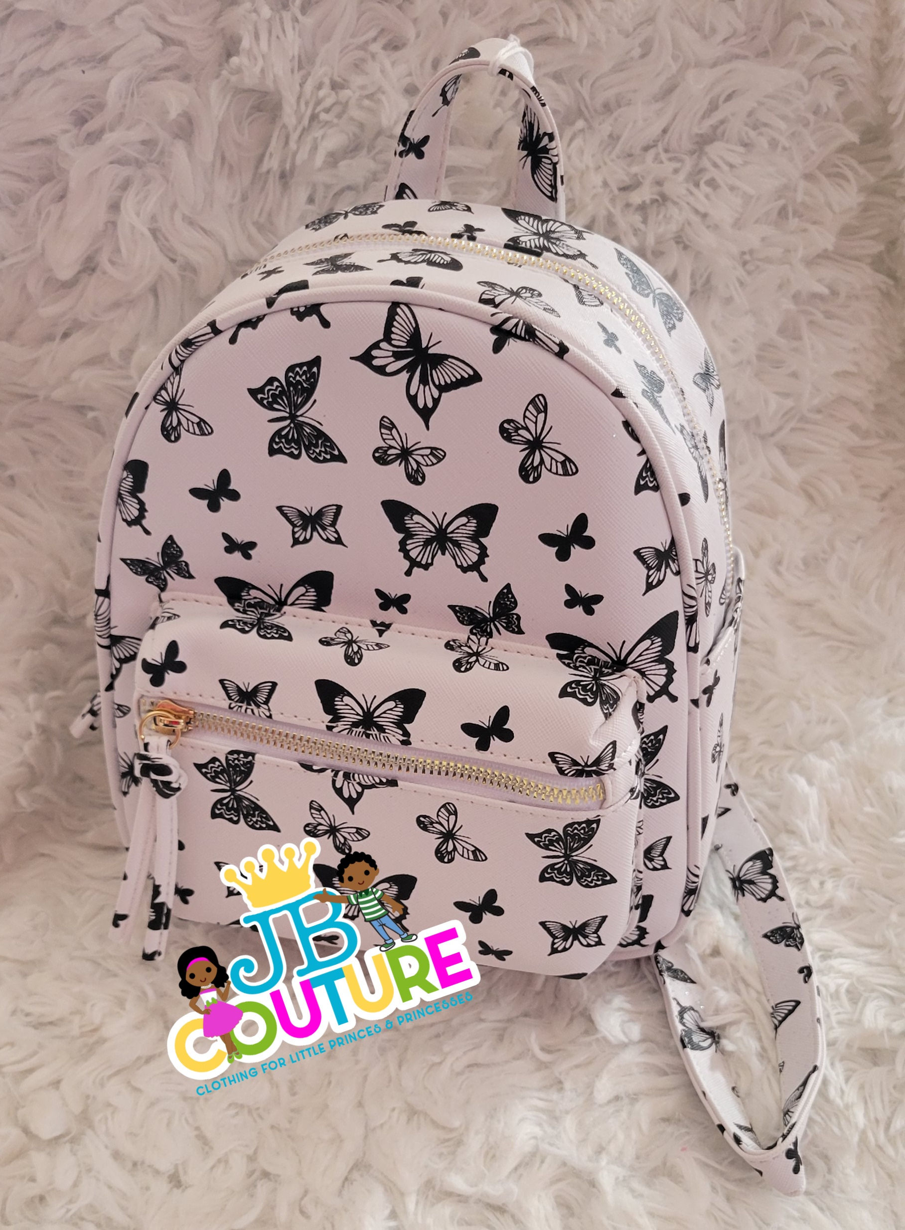 Black and white backpack 🎒 
